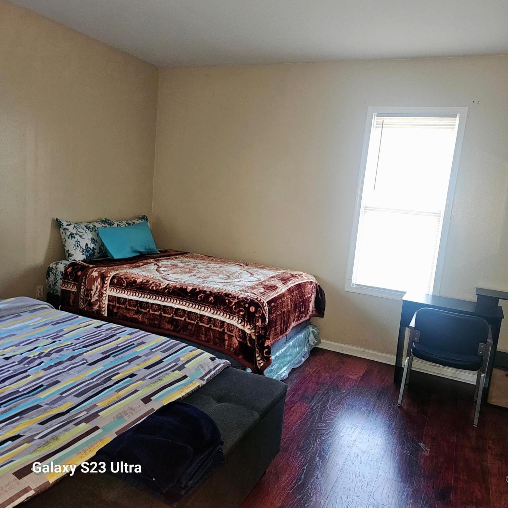 Divine Villa & Resorts Guest House - 283 Lehigh Ave Newark Exterior photo