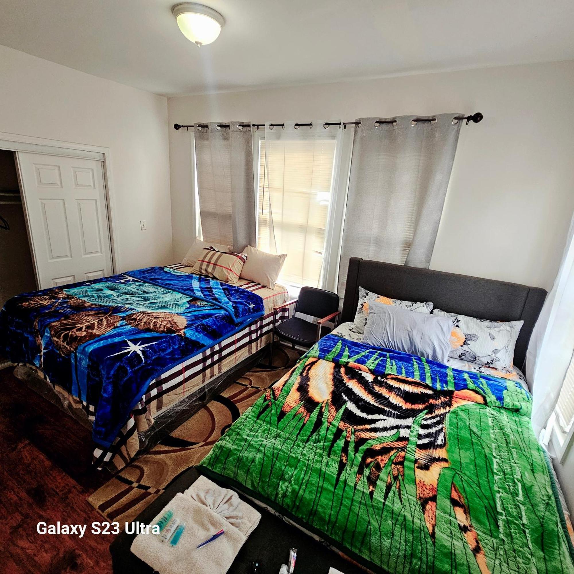 Divine Villa & Resorts Guest House - 283 Lehigh Ave Newark Exterior photo